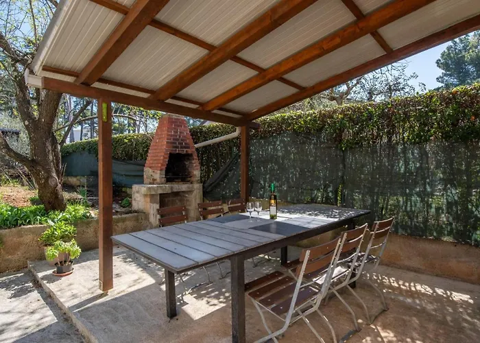 Casa Bugarin *
